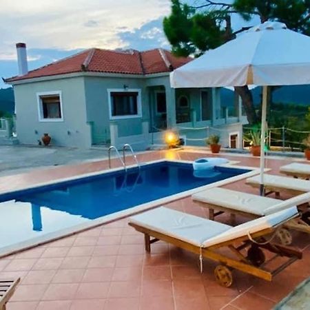 Villa Ouranos In Pefkias Szkópelosz Kültér fotó