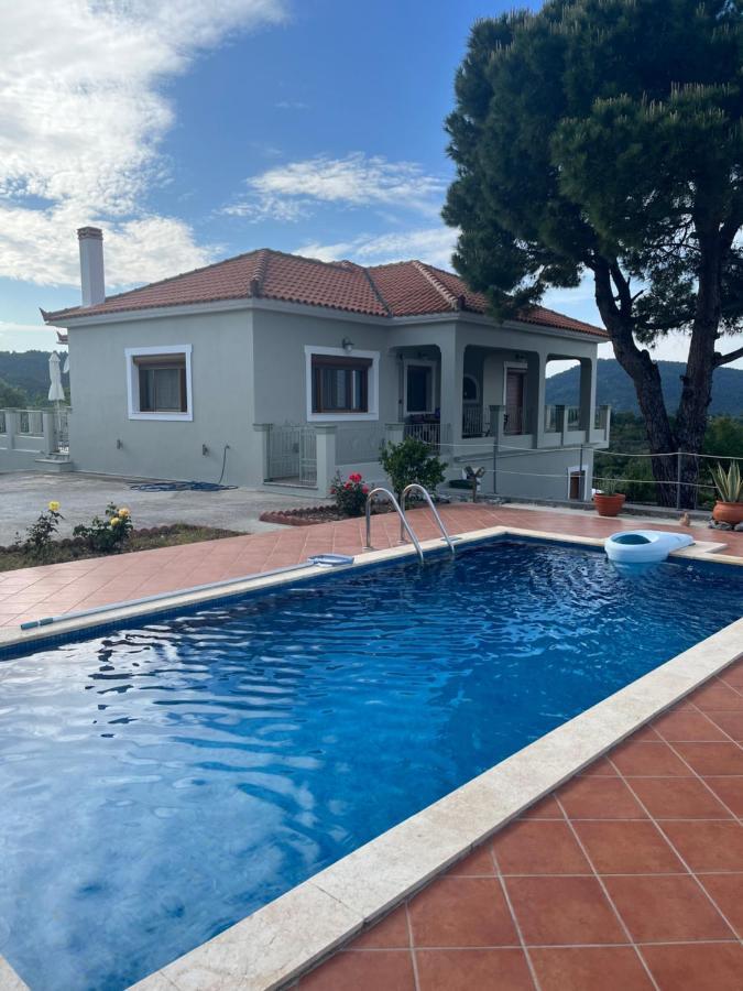 Villa Ouranos In Pefkias Szkópelosz Kültér fotó